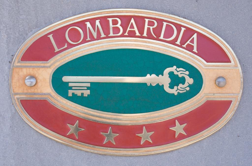 Hotel Lombardia مونفالكوني المظهر الخارجي الصورة